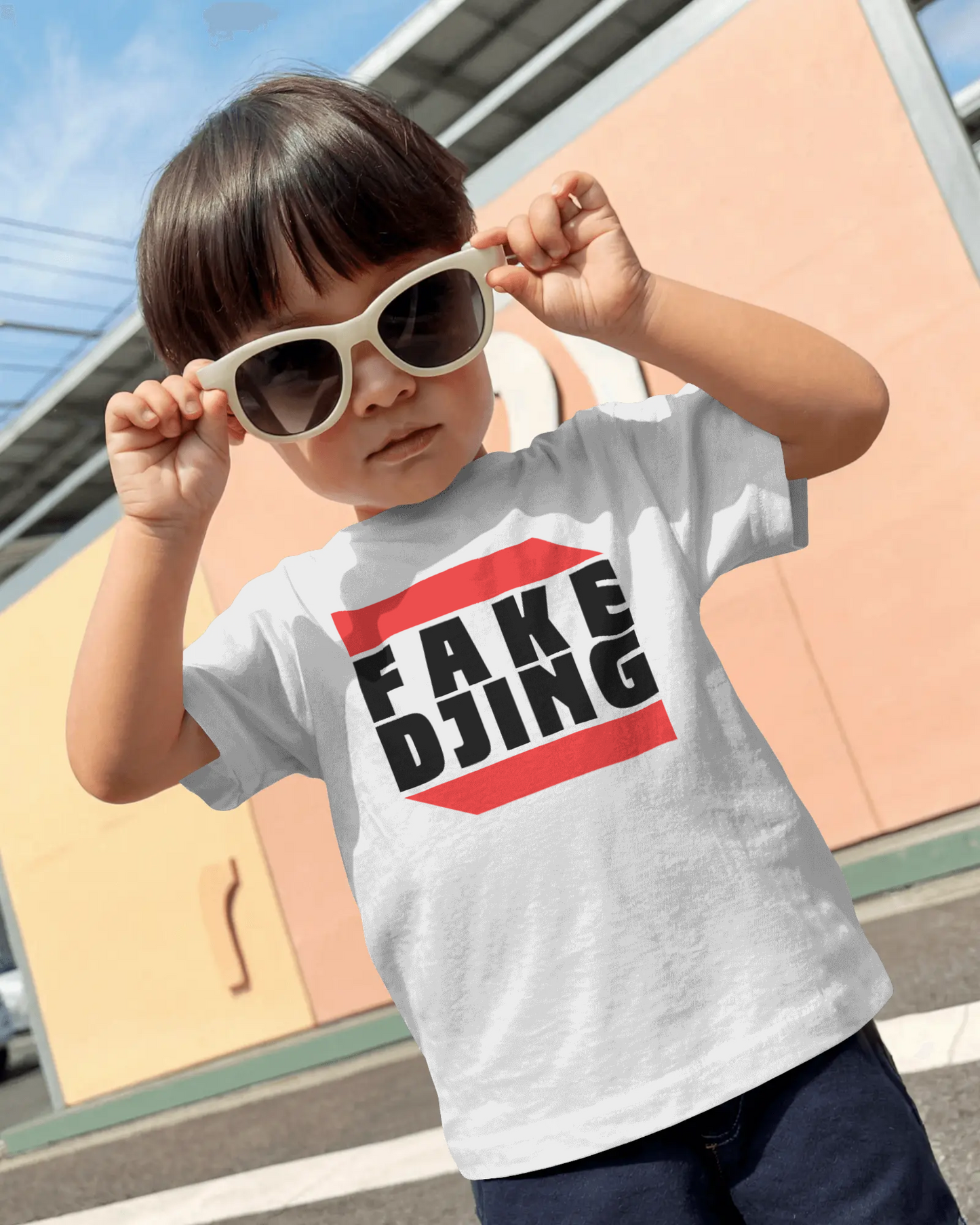 T-Shirt FAKE DJING weiß